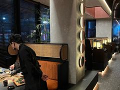 -铭牛烧肉·和牛海鲜自助(高新月牙湖店)