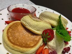 草莓舒芙蕾-娜娜家·Nana's restaurant(国金汇店)