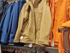 -优衣库(威海威高购物中心店)