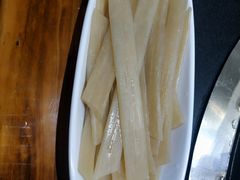 -老刘生态大鱼坊铁锅炖鱼(赛马场店)