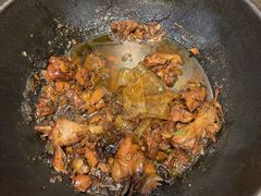 -咱屯子铁锅炖直营店(保利店)