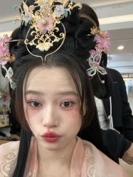 -汉唐记簪花汉服体验馆(西湖店)