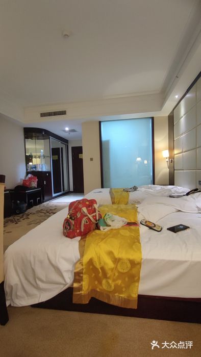鄂托克前旗兴宇唐苏格沙漠温泉酒店图片