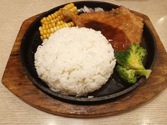 铁板黑椒猪扒饭-佰搭果·广式茶餐厅(西华路店)