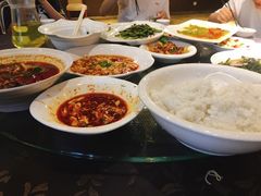 -峨眉山世纪阳光大酒店(峨眉高铁站店)