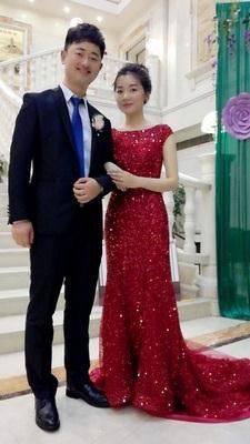 点击看大图 -觅白婚纱礼服馆