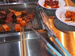 -马路牙子地桌烤肉(工体店)