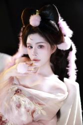 -一揽芳华汉服旗袍体验馆(拙政园店)