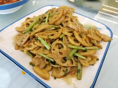 -渔中舟海鲜大排档(普陀沈家门店)