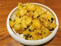 -云海肴·汽锅鸡·云南菜(天山百盛优客店)