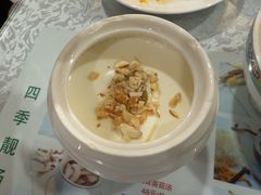 -汗腾格里·风味餐厅(新疆驻京办店)