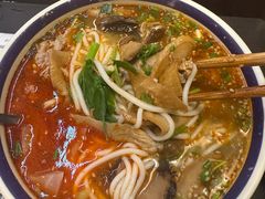 -云阿蛮云南生烫牛肉米线(奉贤路店)