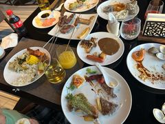 -唐拉雅秀酒店-西锦汇空中BBQ·思创餐厅
