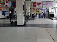 -凯旋公路客运站