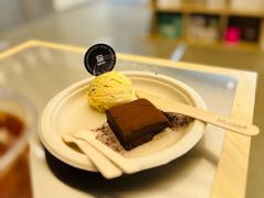 -HUGS coffee(东区店)