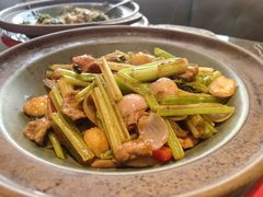 -吕氏焗小鲜•海鲜青岛菜(总店)