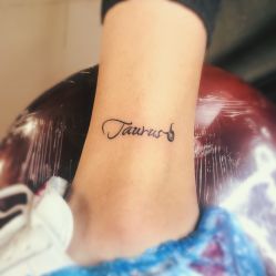 -SNOW TATTOO STUDIO