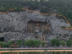 -龙门石窟
