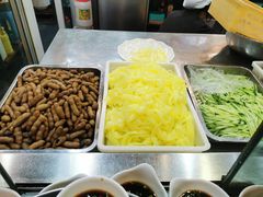 -老来福·非遗酸汤兔(凯旋路店)