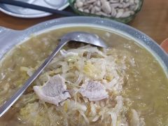 -鹤乡东北菜(崮山路店)