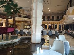 -碧中海汤泉汗蒸酒店