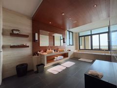 -海南清水湾莱佛士酒店