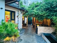 -汤宴·参须肚包鸡(南京路店)