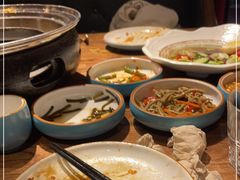 -明洞阿姨·韩式酱蟹烤肉·创意料理(三元桥店)