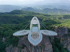 -玻璃桥景区石牛寨