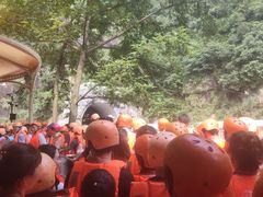 -雅鲁激流探险漂流