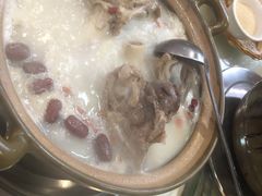 -渝君重庆火锅(嘉宾路店)