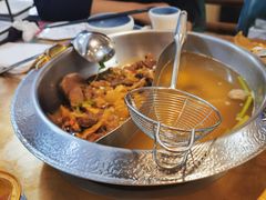 -左庭右院鲜牛肉火锅(金山万达店)