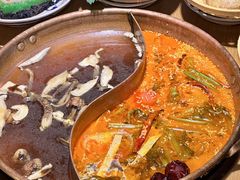 -洱火云南酸菜牛肉火锅(石景山当代商城店)