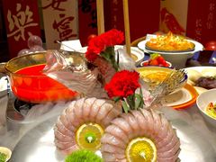 -丽华园·武汉地标楚菜餐厅(青山江滩店)