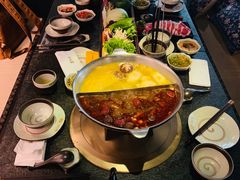 -湊湊火锅·茶憩(新中关购物中心店)