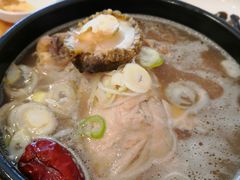 -长寿参鸡汤(朝韩风情街店)