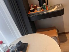 -朵兰达V酒店(成都春熙路太古里国金中心店)