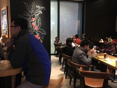 -星巴克臻选(莘庄仲盛店)