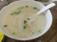 -正宗潮州鱼蛋粉(长寿西路店)