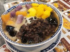 芋圆仙草红豆芒果-赵记传承·中国甜品(福州总店)