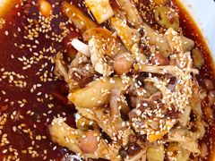 -石磨豆花家常菜·牦牛排土火锅