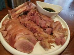 猪肘子-古道村落(温汤店)