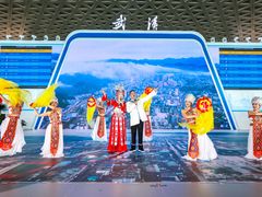 -蝶舞清江·恩施云顶景区(黄鹤峰林)
