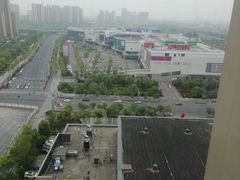 -苏州汇融广场假日酒店