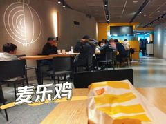 -麦当劳(中山公园龙之梦店)