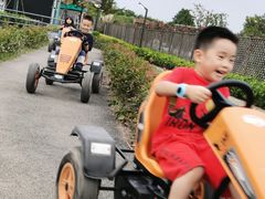 -季高兔窝窝亲子园(上海薰衣草公园店)