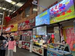 -泰龙城小吃街