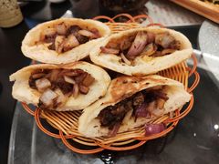 -衡哥肉铺