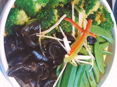 初萃花生油原生态四小鲜蔬拼盘-幸薈飯堂