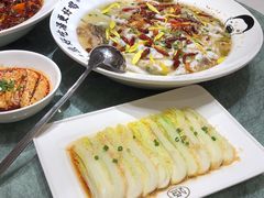 -江渔儿酸菜鱼·拔草餐厅(虎门君乐汇店)